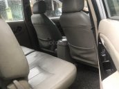 Cần bán gấp chiếc Toyota Innova đời 2007 màu bạc xe chính chủ còn mới