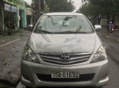 Cần bán gấp chiếc Toyota Innova đời 2007 màu bạc xe chính chủ còn mới