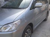 Cần bán xe Toyota Innova sản xuất năm 2015, màu bạc, nhập khẩu nguyên chiếc