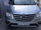 Cần bán xe Toyota Innova sản xuất năm 2015, màu bạc, nhập khẩu nguyên chiếc