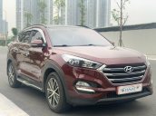 Cần bán gấp với giá ưu đãi chiếc Hyundai Tucson 2.0AT sản xuất 2015