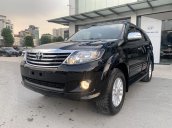 Fortuner V 1 cầu máy xăng, số tự động 2013, hàng siêu đẹp