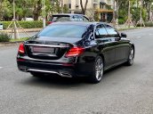 Cần bán Mercedes-Benz E300 AMG model 2019, màu đen