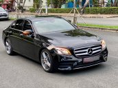 Cần bán Mercedes-Benz E300 AMG model 2019, màu đen