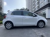 Bán Toyota Yaris sản xuất 2010, màu trắng, nhập khẩu còn mới, giá tốt