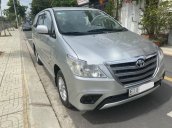 Cần bán xe Toyota Innova năm 2014, màu bạc, giá 420tr