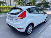 Chính chủ bán Ford Fiesta sản xuất năm 2014, màu trắng