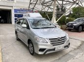 Cần bán gấp Toyota Innova 2.0E sản xuất năm 2016, màu bạc chính chủ, giá 485tr