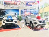 Cần bán xe Toyota Fortuner Legender 2020, màu trắng