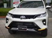 Cần bán xe Toyota Fortuner Legender 2020, màu trắng