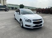 Cần bán lại xe Chevrolet Cruze 2017, màu trắng, giá 345tr