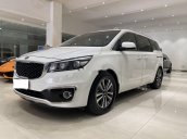 Bán Kia Sedona đời 2016, màu trắng chính chủ