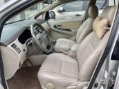 Cần bán gấp Toyota Innova 2.0E sản xuất năm 2016, màu bạc chính chủ, giá 485tr