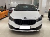 Bán Kia Sedona đời 2016, màu trắng chính chủ