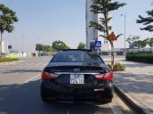 Cần bán Hyundai Sonata đời 2010, màu đen còn mới