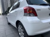 Bán Toyota Yaris sản xuất 2010, màu trắng, nhập khẩu còn mới, giá tốt