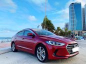 Bán lại xe Hyundai Elantra sản xuất năm 2018, màu đỏ, giá 610tr