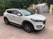 Cần bán xe Hyundai Tucson sx 2016, xe nhập, màu trắng