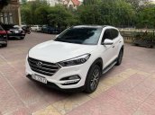 Cần bán xe Hyundai Tucson sx 2016, xe nhập, màu trắng