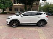 Cần bán xe Hyundai Tucson sx 2016, xe nhập, màu trắng