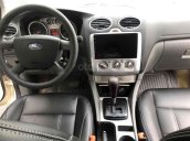 Bán Ford Focus năm 2011, màu trắng, 318tr