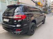 Cần bán gấp chiếc Ford Everest 2.0 Titanium sản xuất năm 2020