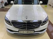 Cần bán Mercedes Benz C200 Exclusive model 2020, màu trắng