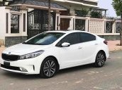 Bán Kia Cerato đời 2016, màu trắng chính chủ