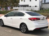 Bán Kia Cerato đời 2016, màu trắng chính chủ