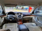 Cần bán gấp Toyota Camry năm sản xuất 2011, nhập khẩu 