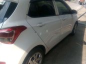 Cần bán lại xe Hyundai Grand i10 sản xuất năm 2017, màu trắng