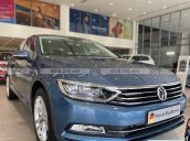 Volkswagen Passat Bluemotion màu xanh dương hiếm có - Giảm 12% - Giao xe ngay