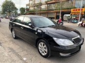 Bán ô tô Toyota Camry đời 2004, màu đen chính chủ, giá tốt