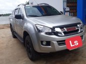 Cần bán xe Isuzu Dmax 2015, màu bạc