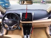 Cần bán xe Toyota Vios năm 2016, màu bạc số tự động