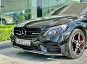 Cần bán Mercedes-Benz C250 AMG, màu đen sản xuất 2015, đã đi 31.000, 1 chủ duy nhất