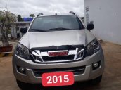 Cần bán xe Isuzu Dmax 2015, màu bạc