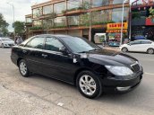 Bán ô tô Toyota Camry đời 2004, màu đen chính chủ, giá tốt