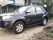 Cần bán gấp Toyota Fortuner năm 2009 còn mới, giá tốt