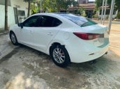 Cần bán Mazda 3 đời 2015, màu trắng còn mới