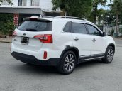 Cần bán xe Kia Sorento đời 2016, màu trắng