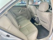 Bán ô tô Toyota Camry sản xuất 2009, màu bạc còn mới