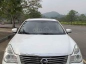 Cần bán Nissan Bluebird đời 2009, màu trắng, nhập khẩu nguyên chiếc 