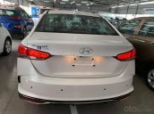 Cần bán xe Toyota Corolla Altis 2.0 SX 2018, màu đen