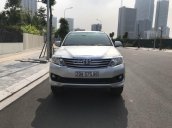 Bán nhanh Toyota Fortuner 2.7V máy xăng số tự động 1 cầu 2012