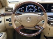 Mercedes-Benz S500L đời 2010, màu đen, xe nhập