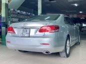 Bán ô tô Toyota Camry sản xuất 2009, màu bạc còn mới