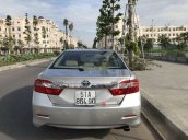 Bán Toyota Camry đời 2013, màu bạc, giá 666tr