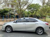 Xe Toyota Corolla Altis đời 2015, màu bạc còn mới, giá 536tr