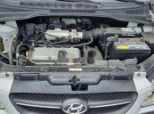 Cần bán Hyundai Getz đời 2010, màu bạc, nhập khẩu còn mới